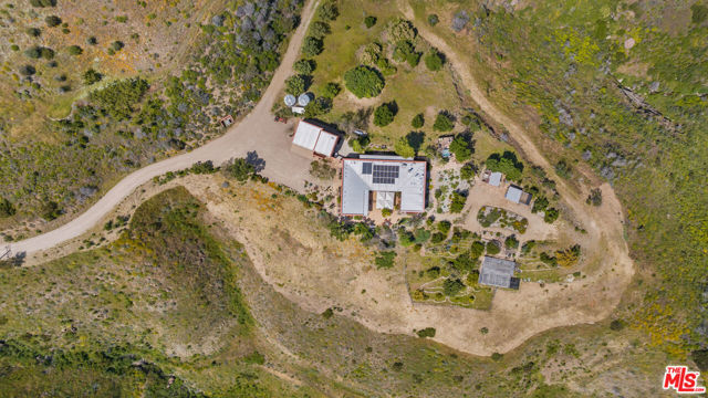 8550 Mipolomol Road photo 4