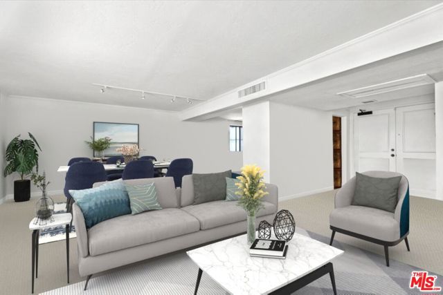 10535 Wilshire Boulevard, Los Angeles CA: https://media.crmls.org/mediaz/a243314e-5db3-4b27-92c0-0189ad49206d.jpg