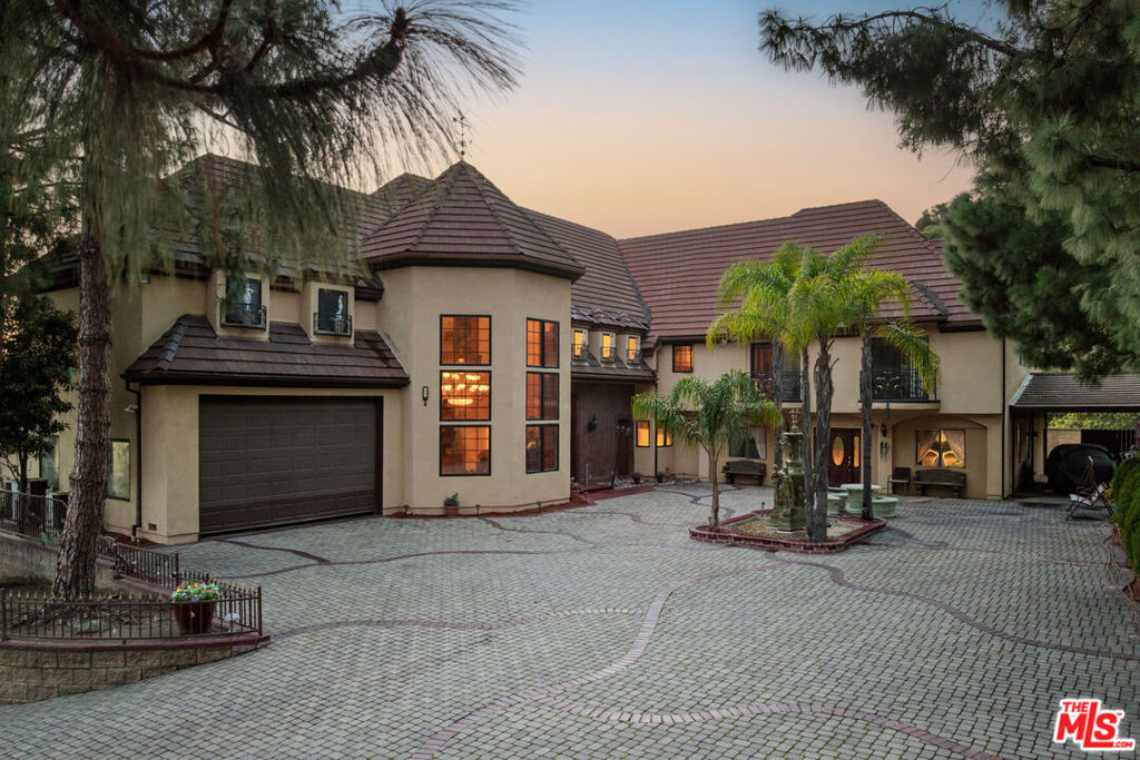1663 Vista Drive