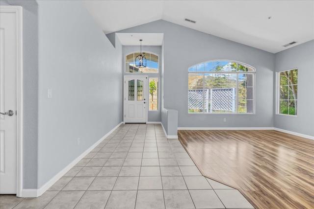 21775 Woodrose Place, Salinas CA: https://media.crmls.org/mediaz/a243c40a-bde7-44c5-9643-eb5582165c97.jpg