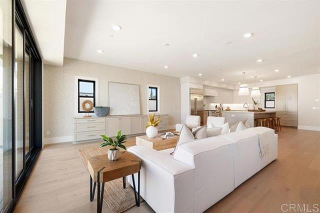 Detail Gallery Image 27 of 41 For 3755 Adams St, Carlsbad,  CA 92008 - 5 Beds | 4 Baths