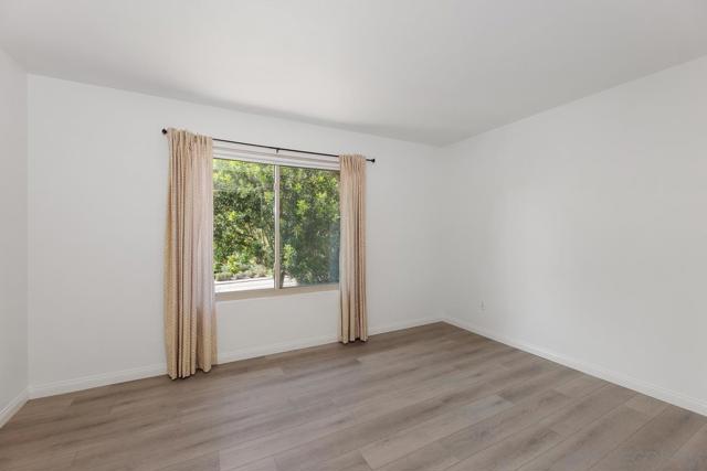 13046 Paseo del Verano, San Diego CA: https://media.crmls.org/mediaz/a2453264-8351-4736-8193-d3a31f2aee79.jpg