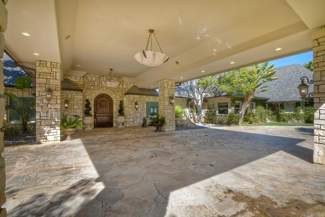 Image 11 of 51 For 31350 Lake Vista Circle