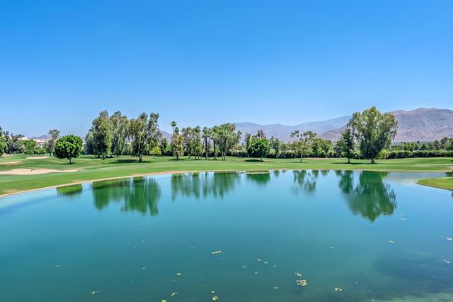 900 Island Drive, Rancho Mirage CA: https://media.crmls.org/mediaz/a245eabb-1ca9-4e02-b6bb-965d99b5353a.jpg