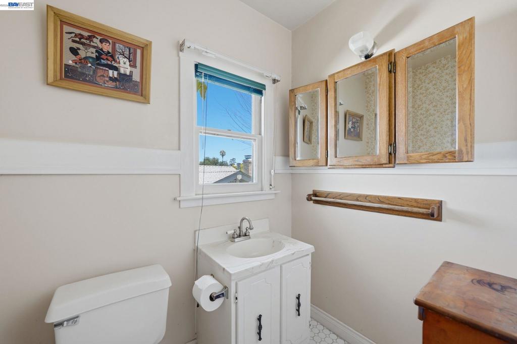 1412 30th St - photo 18