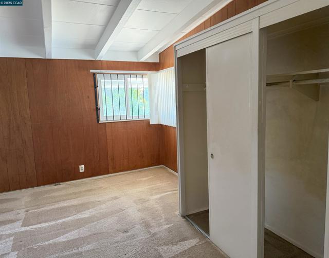 1679 Sarah Dr, Pinole CA: https://media.crmls.org/mediaz/a2471f8a-1368-4198-8095-10f554726511.jpg