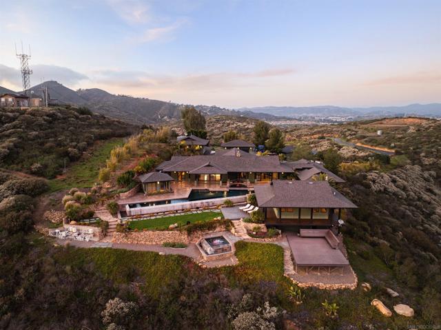 Image 6 of 45 For 20877 Wild Willow Hollow Road