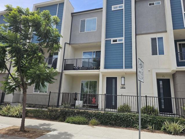 1856 Orion Avenue, Chula Vista CA: https://media.crmls.org/mediaz/a24aa696-2123-4ca9-8b5b-b3398e256ec1.jpg