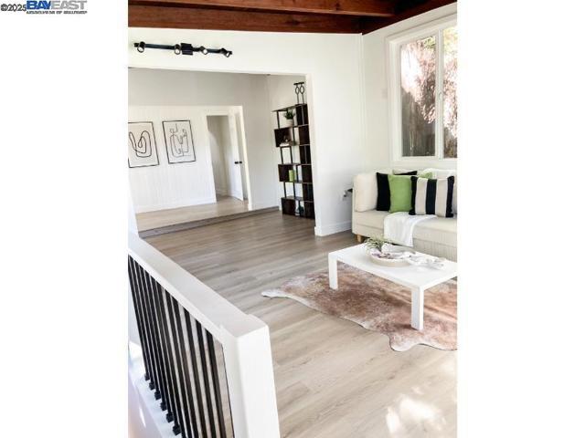 21401 Santa Clara Ave, Monte Rio CA: https://media.crmls.org/mediaz/a24b7918-0b60-4a5d-a218-f0250faec7ad.jpg