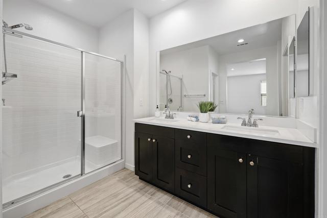 Detail Gallery Image 26 of 48 For 4192 Camino Campana, Oceanside,  CA 92057 - 4 Beds | 3 Baths