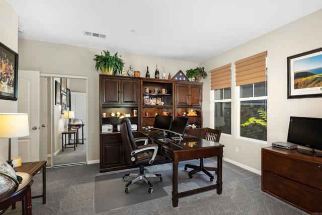 Image 8 of 44 For 2625 Emerald Oaks Gln
