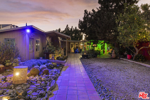 3 Bed Home for Sale in Los Angeles, California