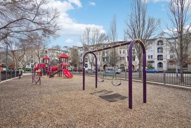 3240 Maguire Way, Dublin CA: https://media.crmls.org/mediaz/a24d229c-28e6-47e9-8562-78fcb89265db.jpg