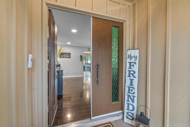Detail Gallery Image 9 of 41 For 8409 Carlton Oaks Dr, Santee,  CA 92071 - 4 Beds | 2 Baths