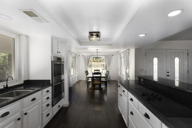 8837 Hardesty Drive Drive, Yucca Valley CA: https://media.crmls.org/mediaz/a24e594a-d985-4f9a-954c-b9f5113c2348.jpg