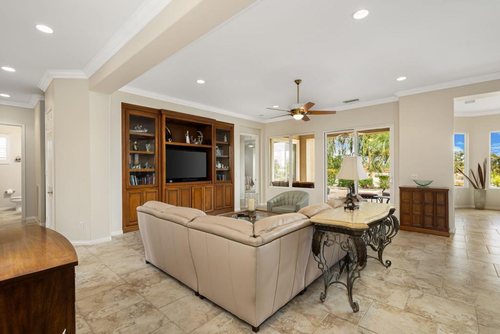 MLS #219139029DA image #8