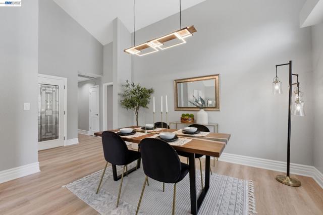 1782 Whitecliff Way, Walnut Creek CA: https://media.crmls.org/mediaz/a24f08b7-bf03-4eab-8063-440aeebf02df.jpg