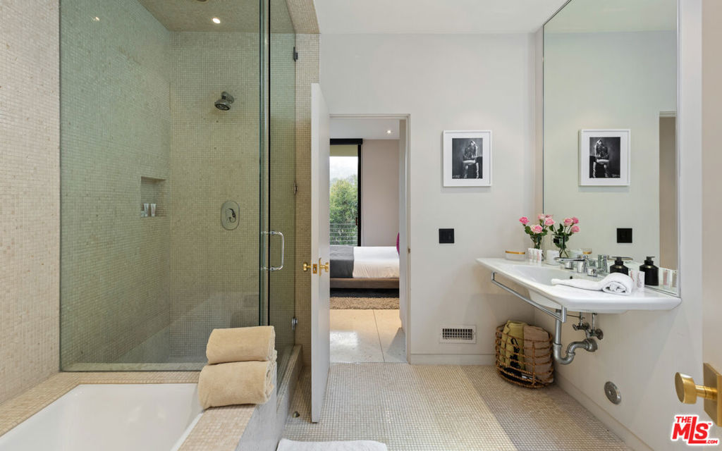 MLS #26986343 image #36