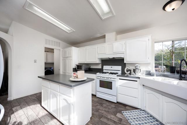 Image 10 of 54 For 20855 Cinnamon Dr