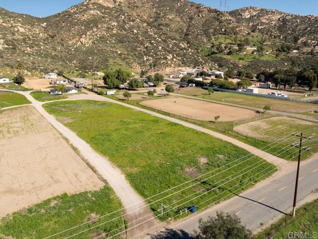 Detail Gallery Image 37 of 54 For 13508 Willow Rd, Lakeside,  CA 92040 - 3 Beds | 1 Baths