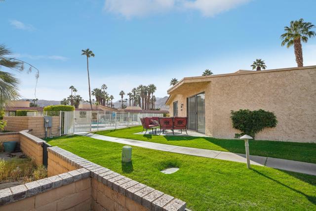 68559 Paseo Real, Cathedral City CA: https://media.crmls.org/mediaz/a2515607-56ad-4cc9-bf2d-dbcbb96b92ab.jpg