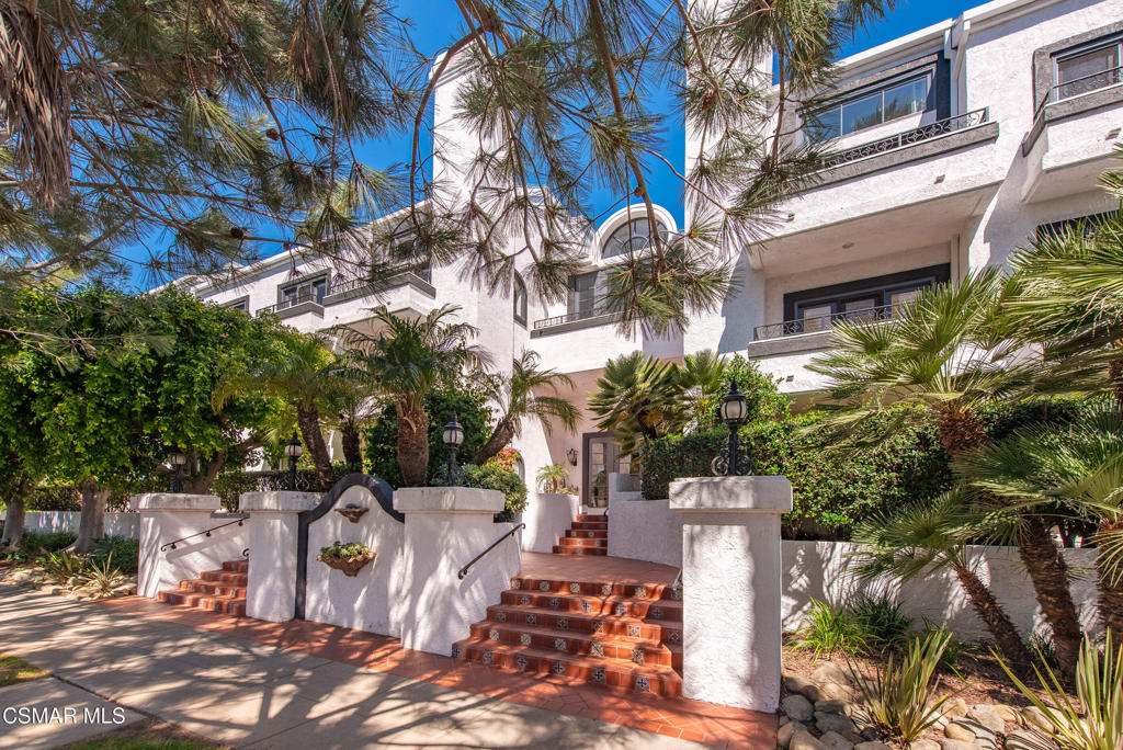 1133 9th Street #301