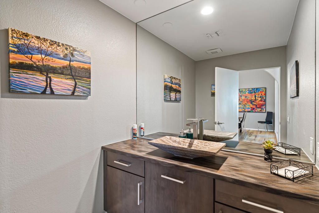 MLS #219132275DA image #16