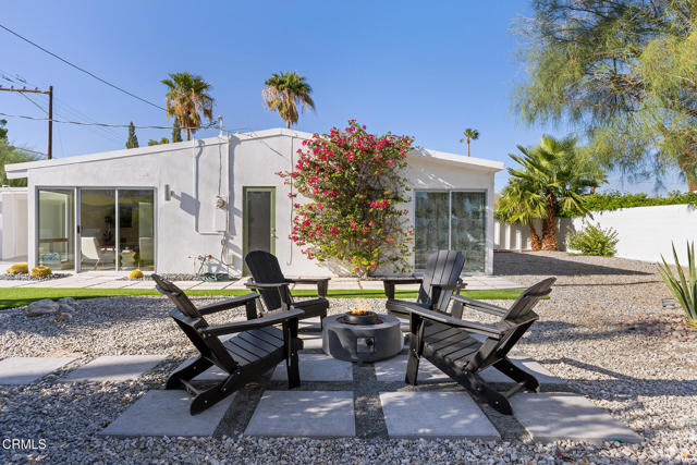 Detail Gallery Image 32 of 41 For 795 E Racquet Club Rd, Palm Springs,  CA 92262 - 3 Beds | 2 Baths