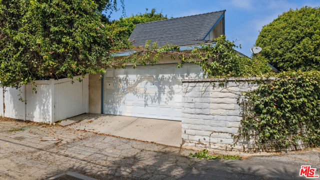 1318 Ozone Avenue, Santa Monica, California 90405, 3 Bedrooms Bedrooms, ,2 BathroomsBathrooms,Single Family Residence,For Sale,Ozone,24430895