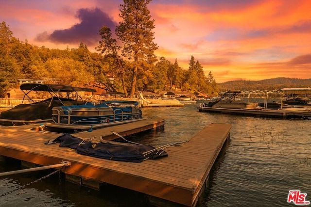 28805 North Shore Road, Lake Arrowhead CA: https://media.crmls.org/mediaz/a253fed5-b760-40e0-aa5f-59bb78b07041.jpg