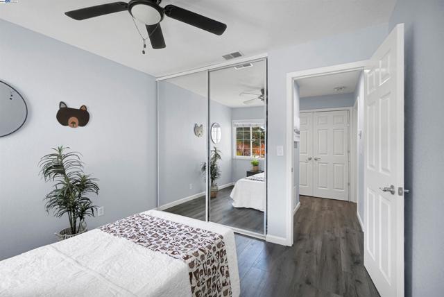 22633 Mossy Rock Drive, Hayward CA: https://media.crmls.org/mediaz/a2549fc0-4bb1-49f9-8d46-1c48864b381a.jpg