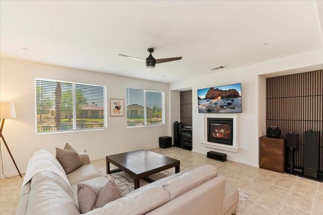 82685 Burnette Drive, Indio CA: https://media.crmls.org/mediaz/a254eca5-bf73-4b3b-a43a-afe3dfebed10.jpg