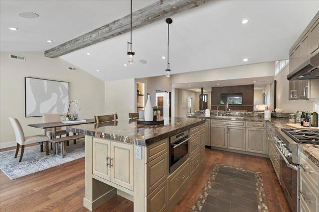427 Paco Drive, Los Altos CA: https://media.crmls.org/mediaz/a2552216-a50f-4184-87dc-59d59ad049d7.jpg