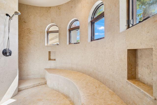 4 Terra Vista Court, Rancho Mirage CA: https://media.crmls.org/mediaz/a255b762-0d61-43ab-aa46-f1bd8a1be266.jpg