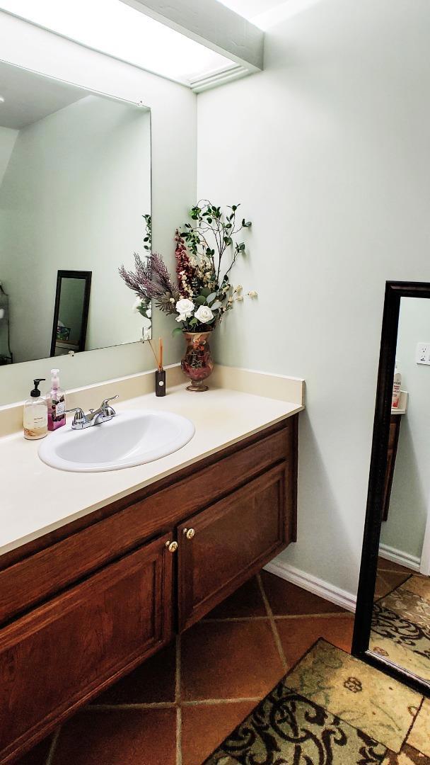 4645 Columbia River Court, San Jose CA: https://media.crmls.org/mediaz/a257d5bd-ef7b-473e-beac-03f830180696.jpg