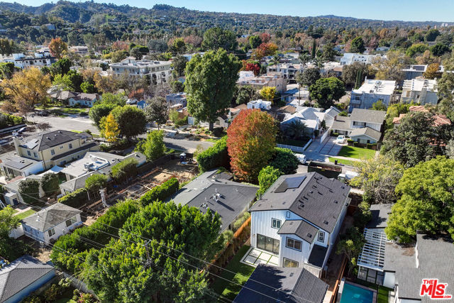 4328 Wilkinson Avenue, Studio City CA: https://media.crmls.org/mediaz/a257de22-2d2b-4800-9abb-8d7730bbcb00.jpg