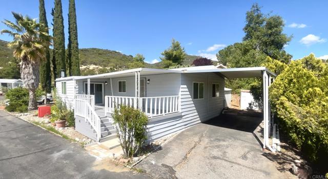 35109 Highway 79, Warner Springs CA: https://media.crmls.org/mediaz/a257ea43-e574-4bae-be10-20ab5ce4f68b.jpg