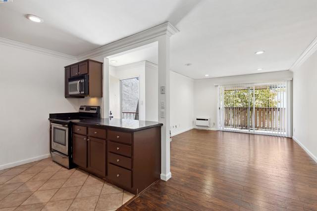 100 Kinross Drive, Walnut Creek CA: https://media.crmls.org/mediaz/a25883d5-7965-4f93-a82b-ba4b1c6ef1fa.jpg