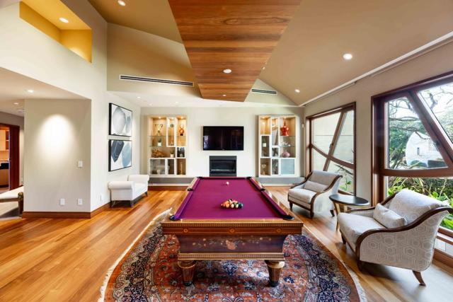 27500 La Vida Real, Los Altos Hills CA: https://media.crmls.org/mediaz/a2594dec-b717-45a9-8571-bfd2b297bb51.jpg