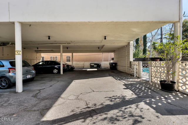 Detail Gallery Image 33 of 33 For 1542 Riverside Dr #C,  Glendale,  CA 91201 - 2 Beds | 2 Baths