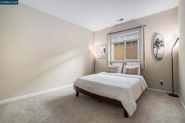 208 Littleton St, Oakley CA: https://media.crmls.org/mediaz/a25b4f0d-d9d5-45b5-83f6-b438900a5292.jpg