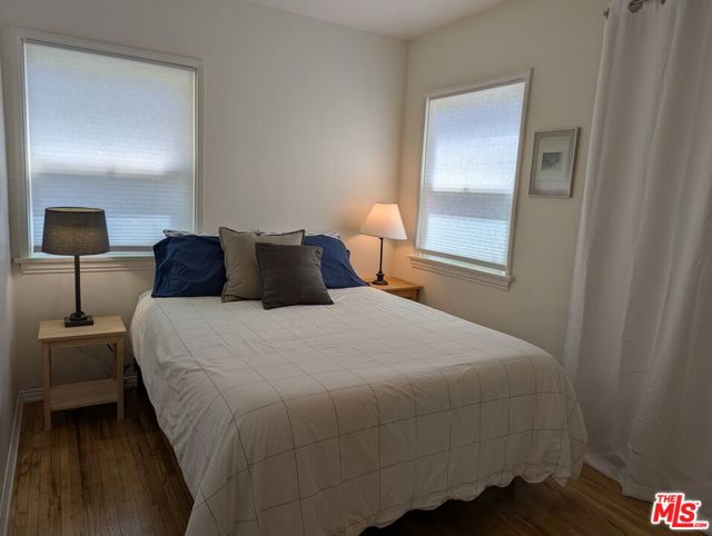 10739 Jefferson Boulevard, Culver City CA: https://media.crmls.org/mediaz/a25c4cb0-7633-4713-9330-476922c67cb9.jpg