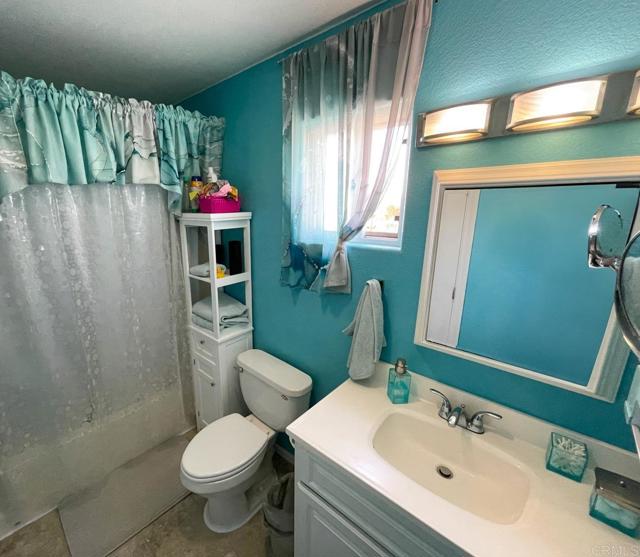 Detail Gallery Image 20 of 36 For 212 E 4th St, National City,  CA 91950 - 3 Beds | 2 Baths