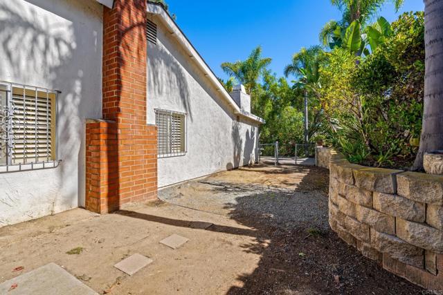 Detail Gallery Image 40 of 54 For 602 Fresca St, Solana Beach,  CA 92075 - 4 Beds | 2 Baths