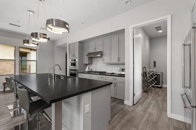1204 Retreat Circle, Palm Desert, CA 92260