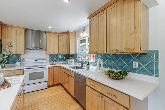 2169 Bohannon Drive, Santa Clara CA: https://media.crmls.org/mediaz/a25f20c2-db4a-4384-9134-4a3856e849b5.jpg