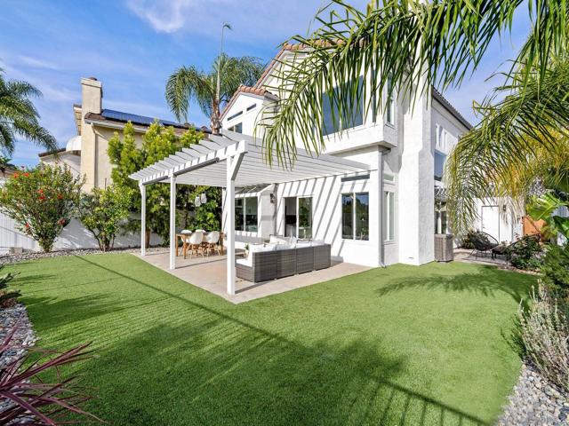 4906 Corte Playa de Castilla, San Diego CA: https://media.crmls.org/mediaz/a25f5ce1-5052-40da-abd8-c2f91b8dc860.jpg