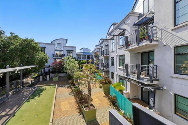 10745 N De Anza Boulevard, Cupertino CA: https://media.crmls.org/mediaz/a2607f98-1f27-48de-8f50-2ddbb9672f21.jpg