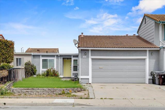 1656 Seville Street, Salinas CA: https://media.crmls.org/mediaz/a2623d05-e8cc-4c27-a0b6-142f5e3689fe.jpg