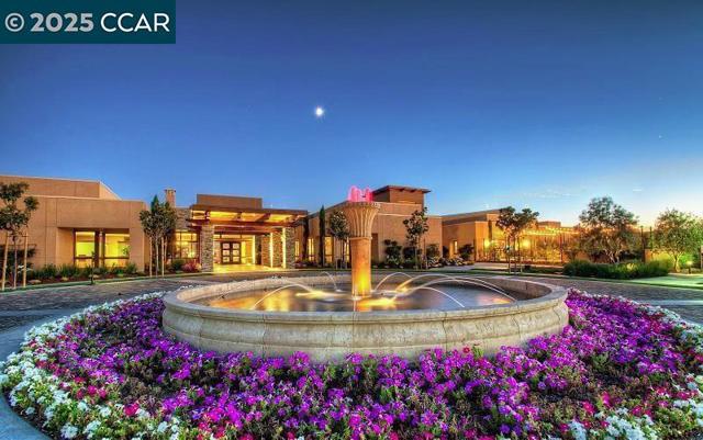 1512 Miwok Ct, Brentwood CA: https://media.crmls.org/mediaz/a2627e0f-8fb5-4600-969d-114199612be2.jpg
